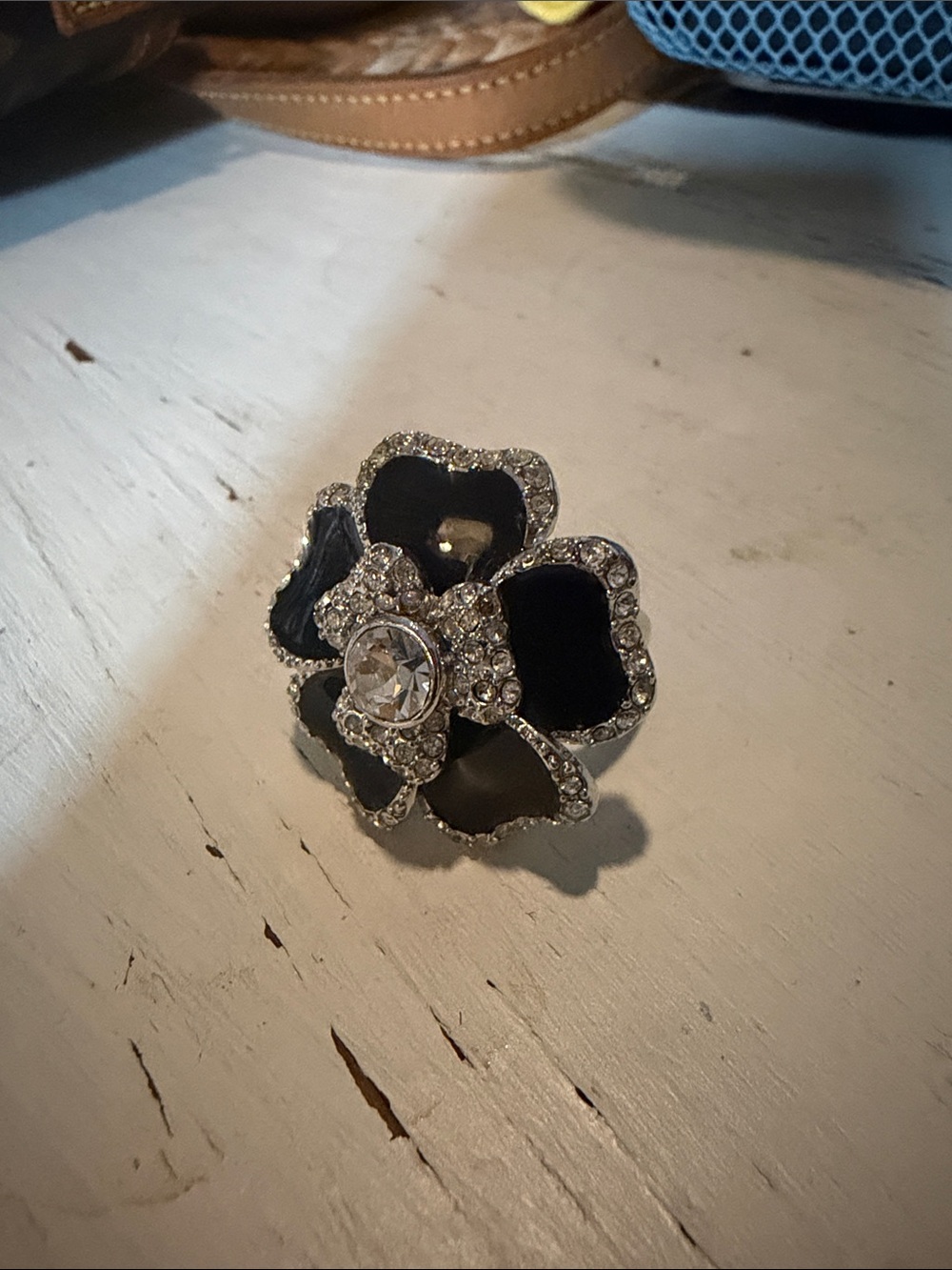 Lia Sophia "Black Dahlia" statement ring sz-7